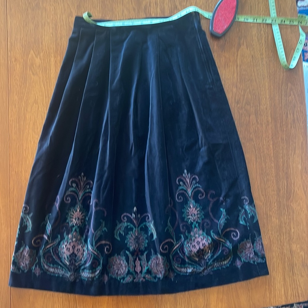 VINTAGE VELVET 1970’s Skirt SZ 4